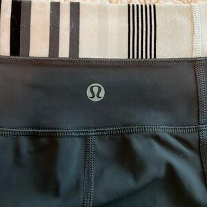 Lululemon crop leggings size 0